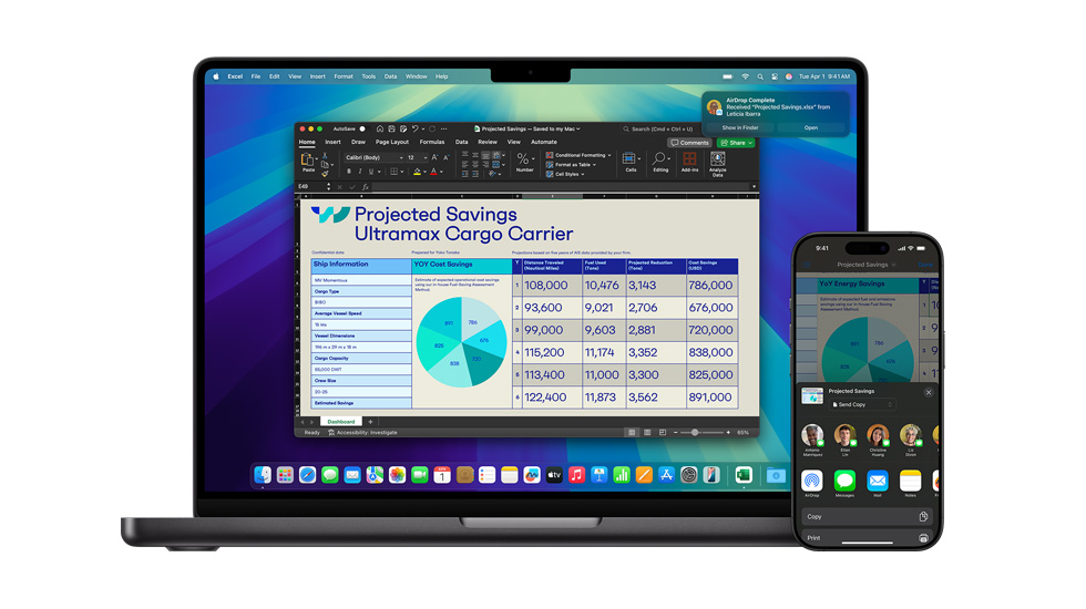 一台 Mac 和一部 iPhone 同时显示一份 Excel 表格。